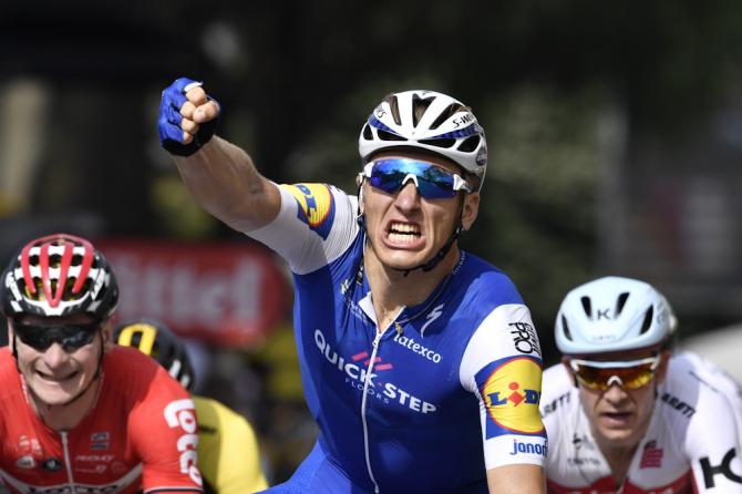 Kittel soberbo domina sprint em Troyes