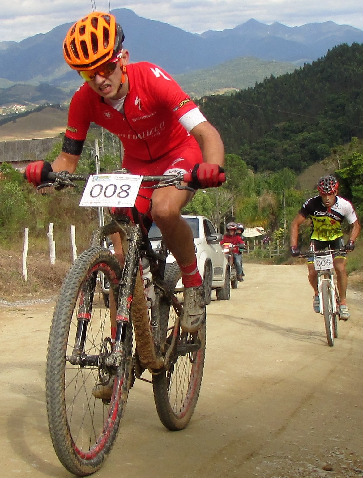 Bicampeão Brasileiro Júnior é atropelado!