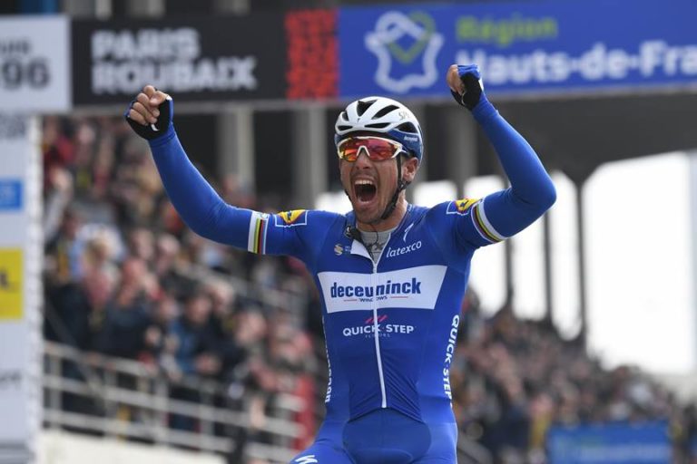 Philippe Gilbert vence Paris Roubaix