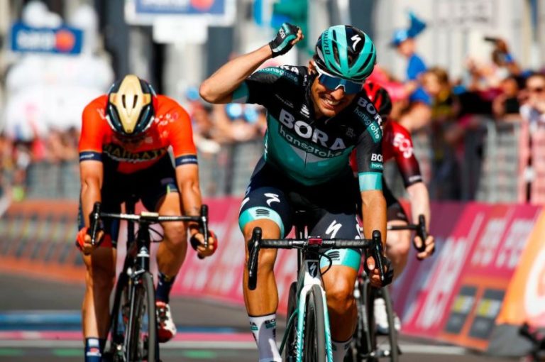 Giro 2019 muda tudo mas segue com UAE na liderança em vitória da Bora!
