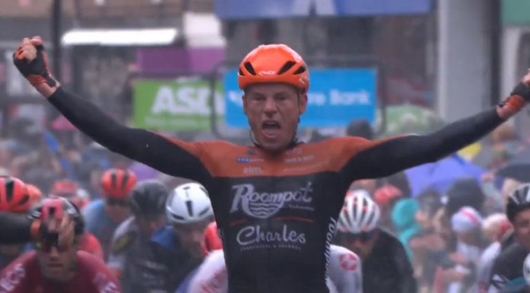 Stefan Kung vence na Suíça e Tour de Yorkshire tem final sensacional!