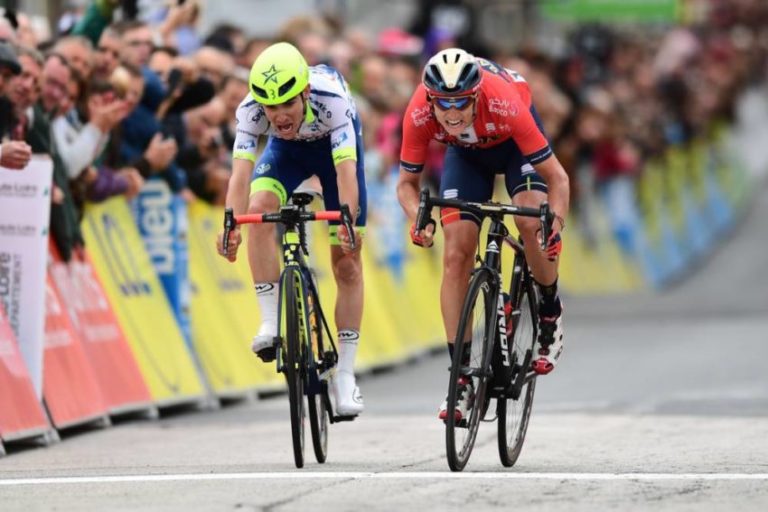 Dylan Teuns vence no Dauphiné e assume a camisa amarela!