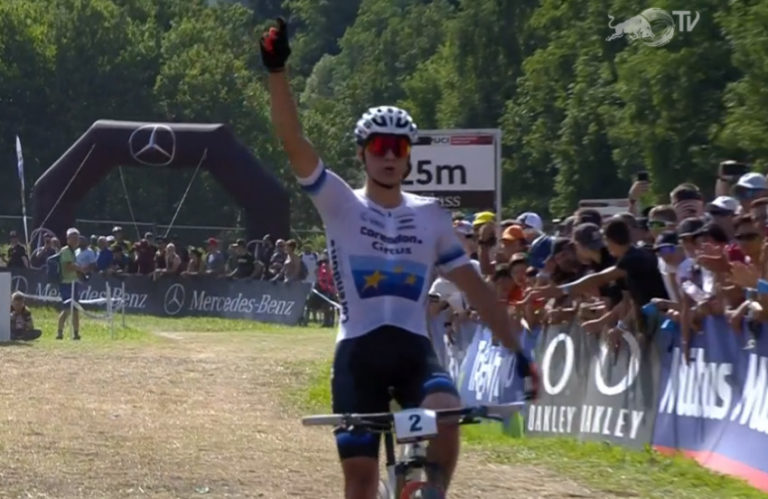 Mathieu Van der Poel vence Copa do Mundo de MTB na Itália