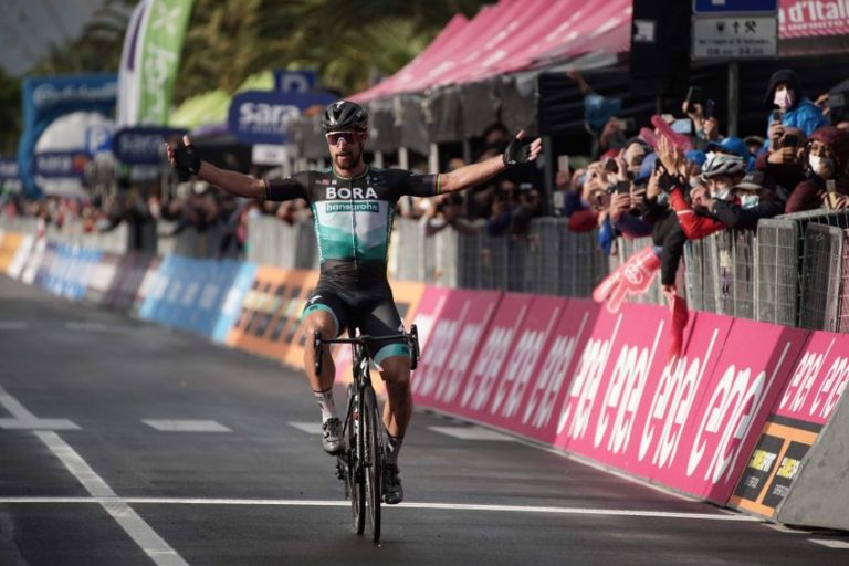 Peter Sagan vence no Giro!