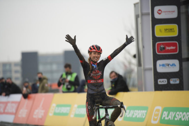Denise Betsema vence e Lucinda Brand é campeã da Superprestige no Cyclocross