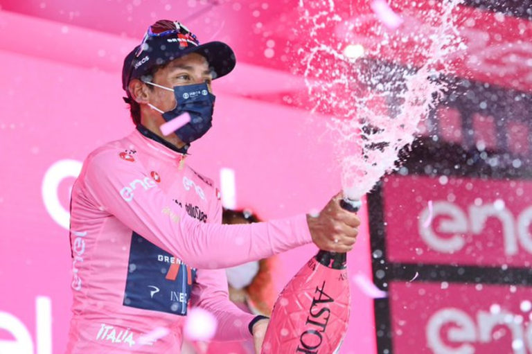 Egan Bernal é o campeão do Giro 2021