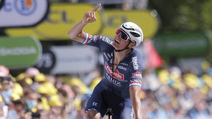 Van der Poel vence e conquista a camisa amarela no Tour de France 2021!