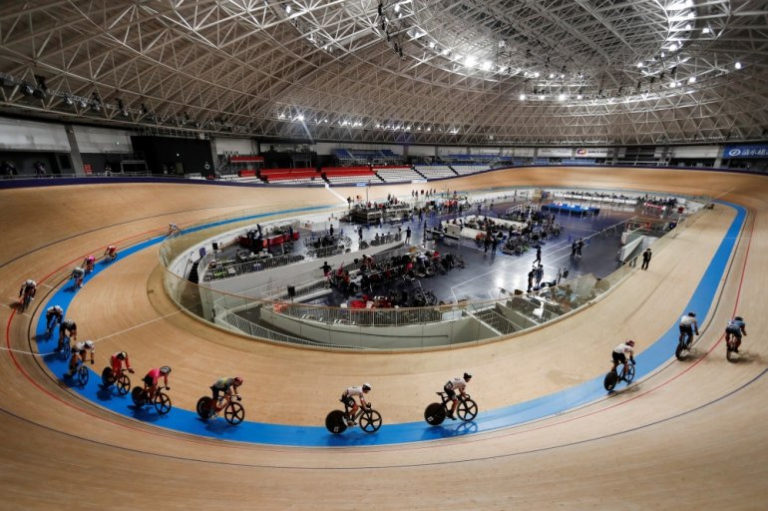 Velódromo de Izu recebe disputa de pista no ciclismo! Conheça cada discicplina!