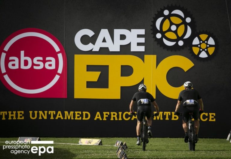 Velozes, furiosos e imundos! Começou a Cape Epic 2021