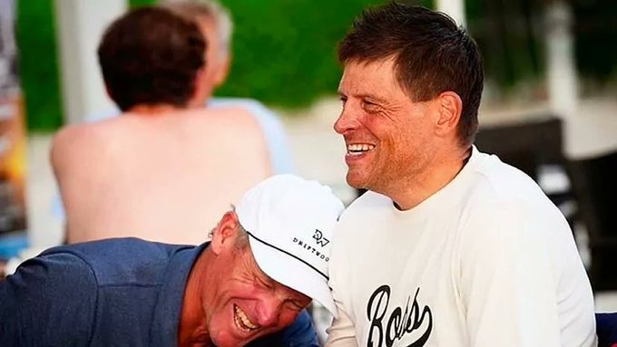 Ullrich com Lance Armstrong | Foto Marca