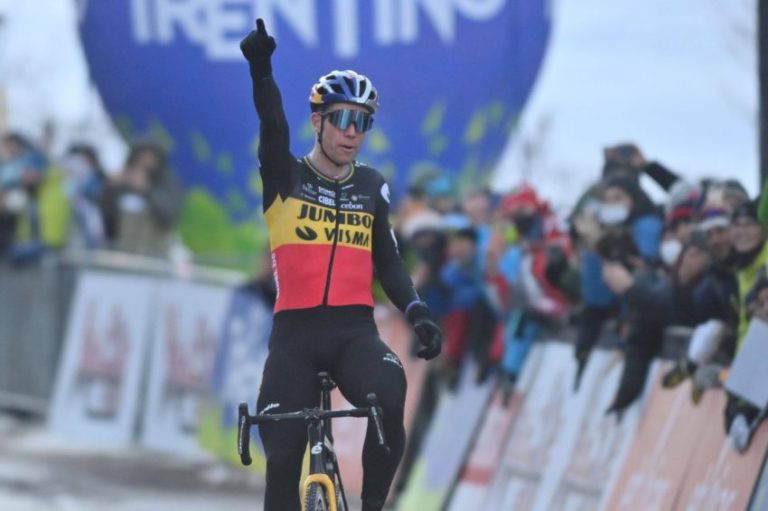 Wou van Aert vence abertura do ciclismo belga!