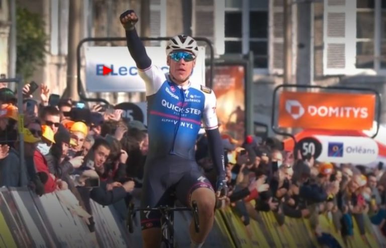 Jakobsen bate Wout van Aert na Paris Nice!