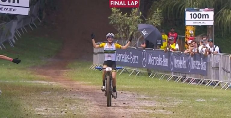 Rebecca McConnell vence a Copa do Mundo de MTB no Brasil