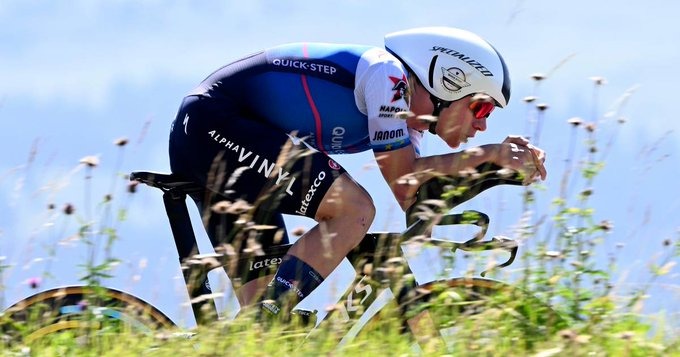 Remco Evenepoel vence contrarrelógio e Geraint Thomas é campeão no Tour da Suiça!