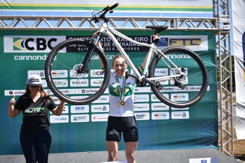 Aline Mariga, campeã brasileira de ciclismo | Foto Gustavo Birck