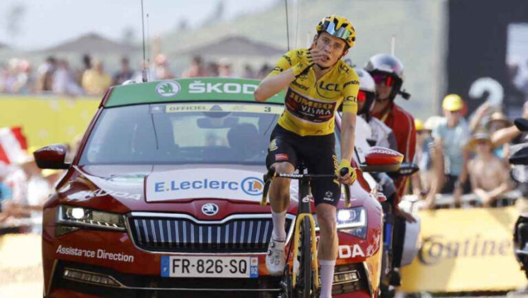 Vingegaard vence no Hautacam, Pogacar sobra em dia épico no Tour de France