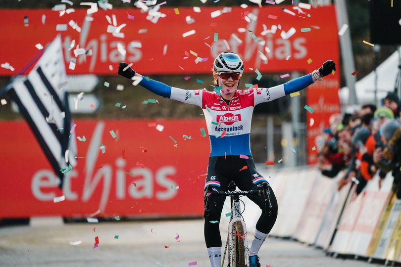 Puck Pieterse vence etapa da França de Cyclo-cross