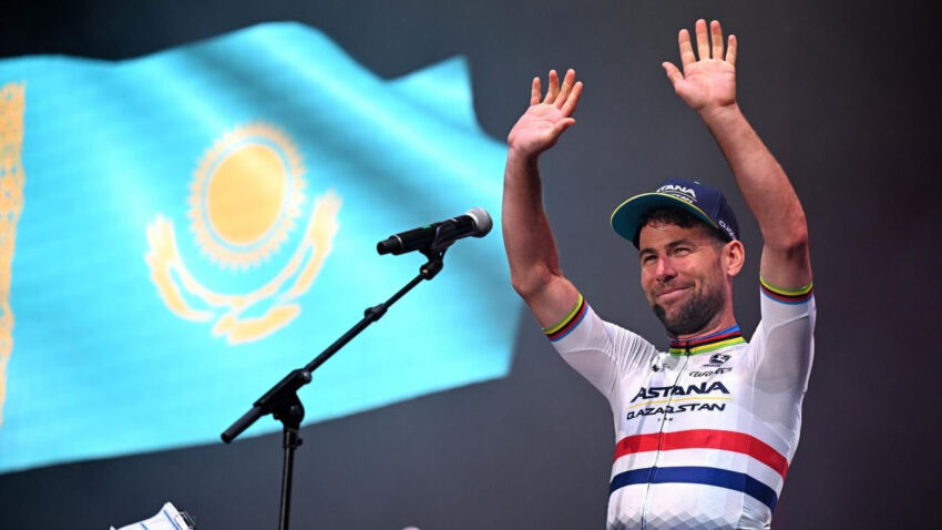 Mark Cavendish em apresentação no Giro d'Italia | Foto Divulgação