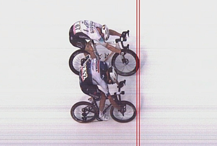 Matej Mohoric vence no photo finish no Tour de France