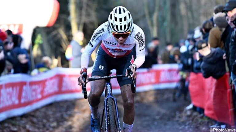 Cyclocross: Ceylin del Carmen Alvarado vence em Namur
