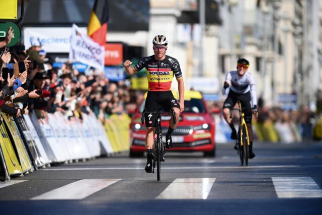 Remco Evenepoel vence etapa e Matteo Jorgenson é campeão da Paris Nice