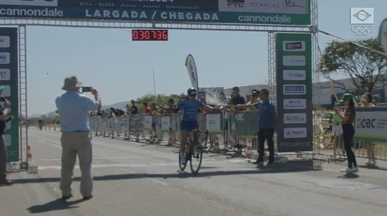 Tamires Radatz é campeã brasileira de ciclsimo
