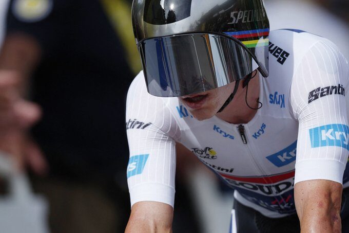 Remco Evenepoel vence contrarrelógio individual, Pogacar é segundo e segue líder do Tour de France