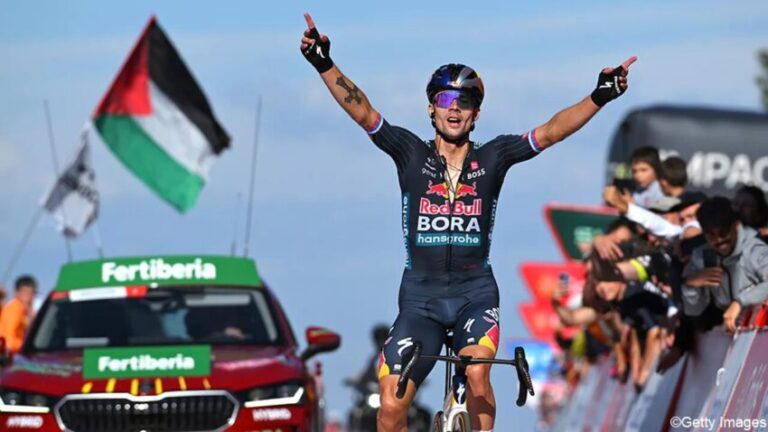 La Vuelta: Roglic vence, assume a camisa vermelha e lidera.