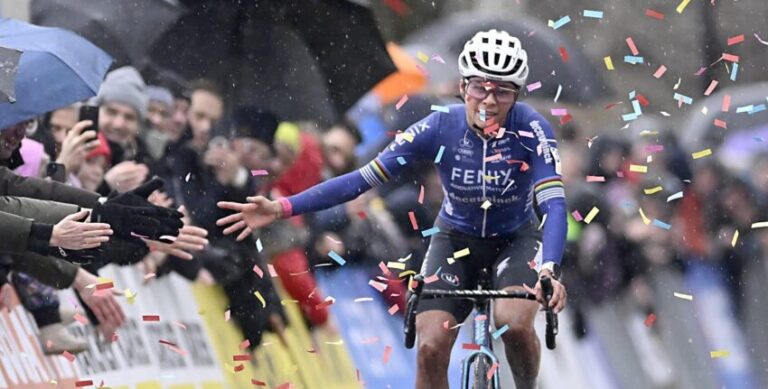 Cyclo-cross: Ceylin del Carmen Alvarado vence em Mol e assume liderança da Superprestige