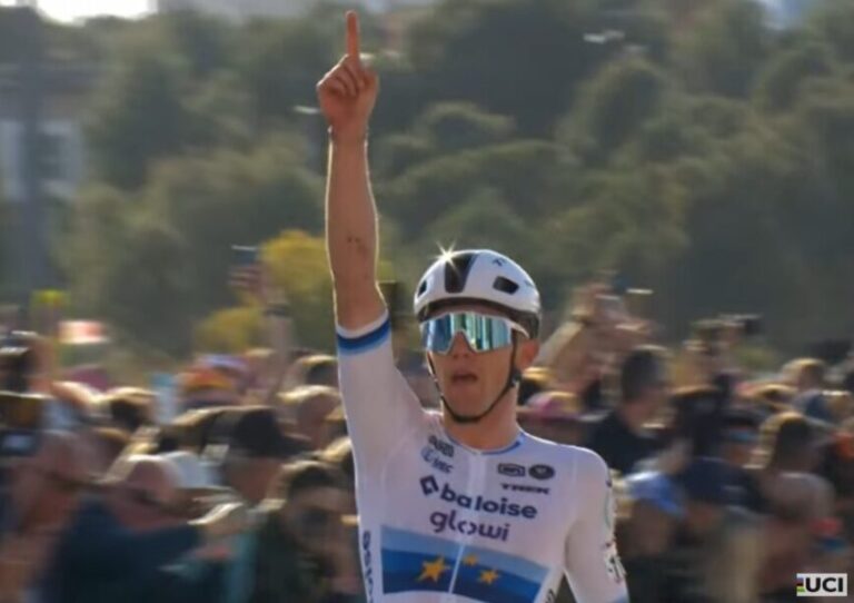 Cyclo-cross: Thibau Nys vence etapa da Copa do Mundo na Espanha! Wout van Aert é o quarto!