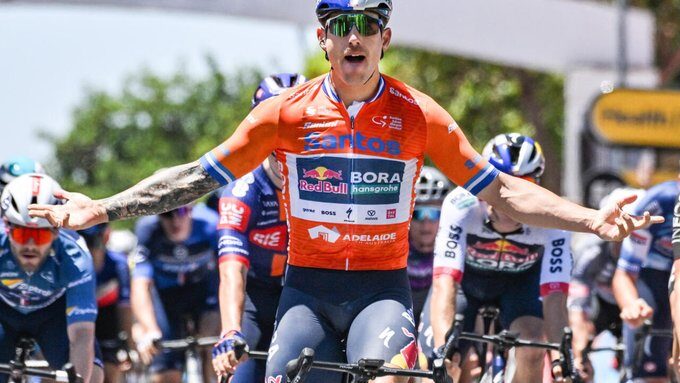 Sam Welsford vence a segunda no Tour Down Under