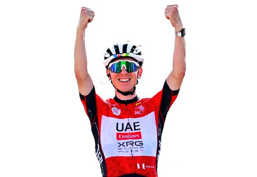 Tadej Pogacar é campeão do UAE Tour 2025